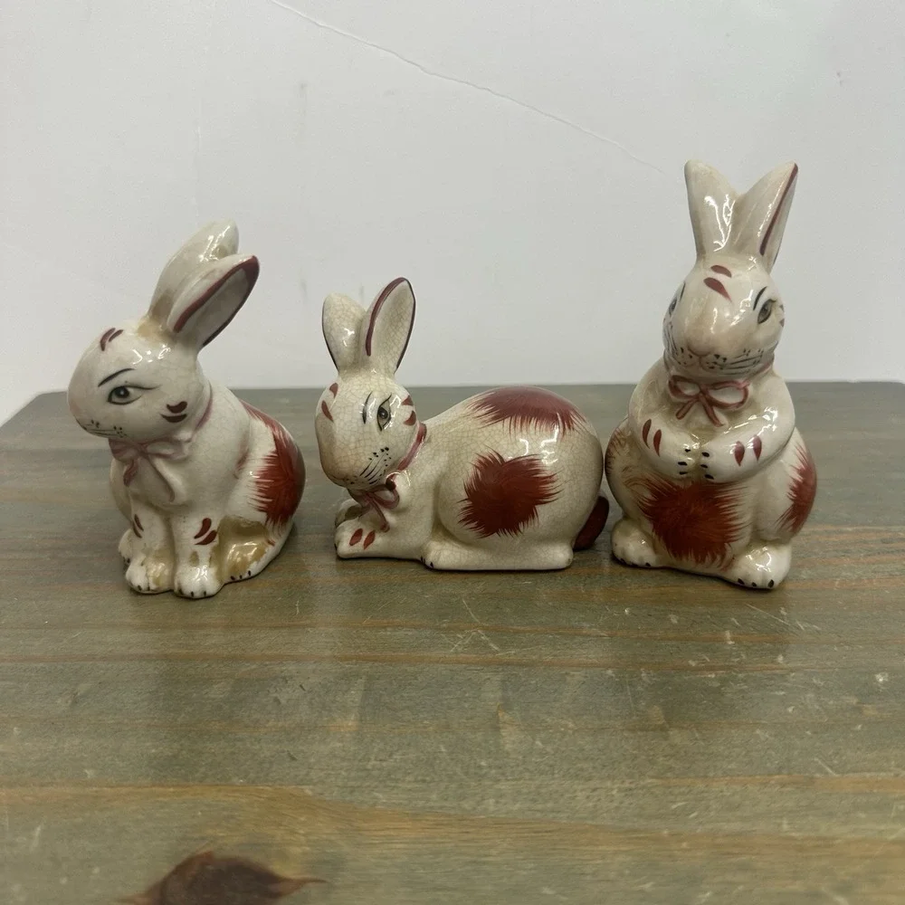 Lot Of 3 Staffordshire Style Bunny Rabbit Small Porcelain Figurine 3-4